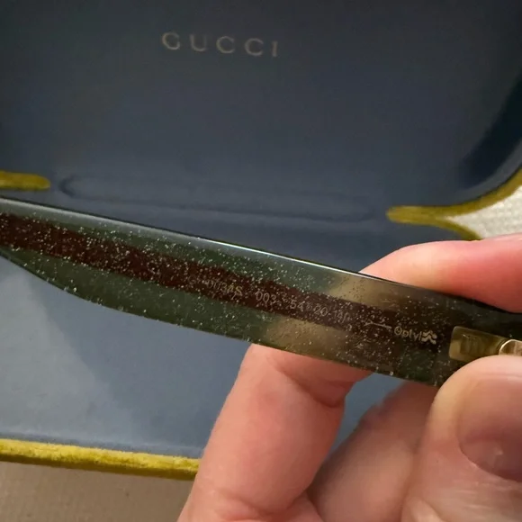 Gucci Tortoiseshell Sunglasses - Picture 3 of 7